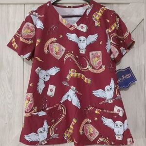 Harry Potter Women's Graphic Merlot Color Scrub Top-Size S-NWT